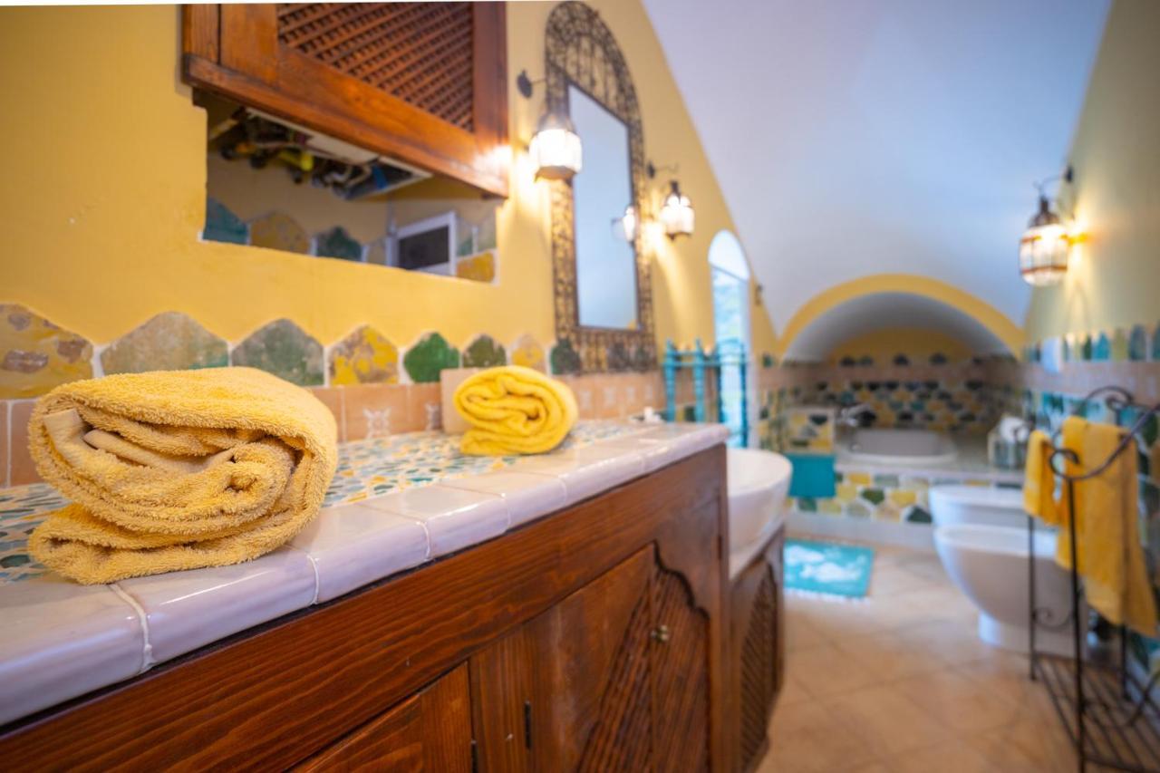 Villa In Gargano - Villa Basso モンテ・サンタンジェロ エクステリア 写真