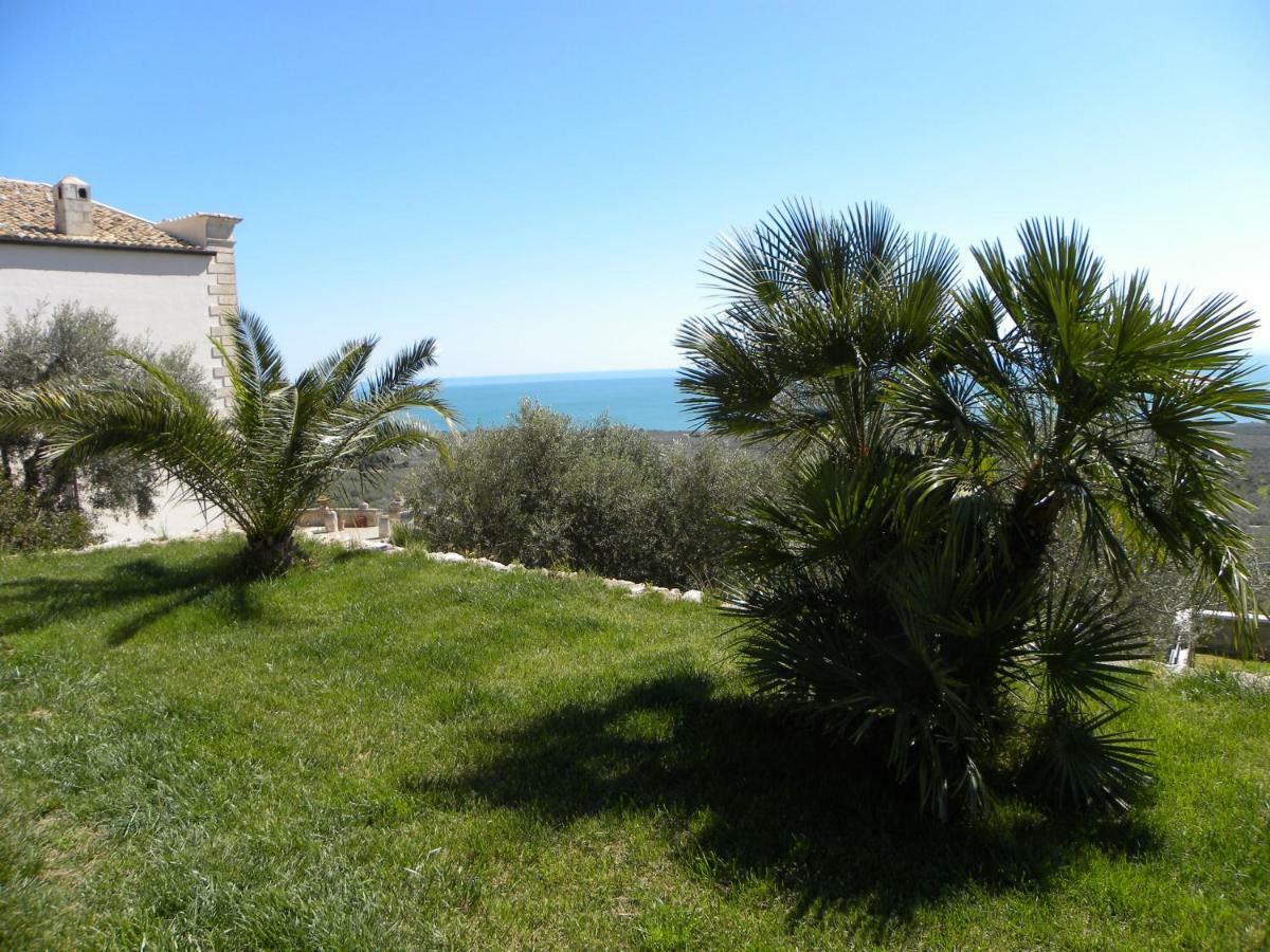 Villa In Gargano - Villa Basso モンテ・サンタンジェロ エクステリア 写真