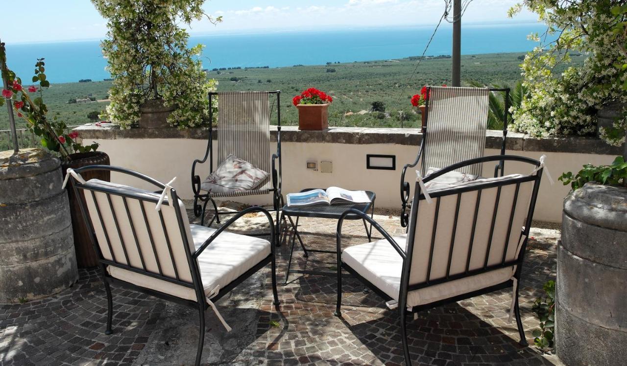 Villa In Gargano - Villa Basso モンテ・サンタンジェロ エクステリア 写真